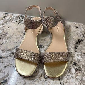 NWOB Jack Rogers Gold Gwen Wave Sandal - 10